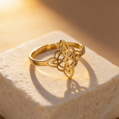 Witch's Knot Protection Ring