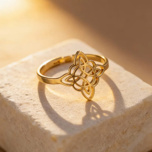 Witch's Knot Protection Ring