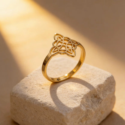 Witch's Knot Protection Ring