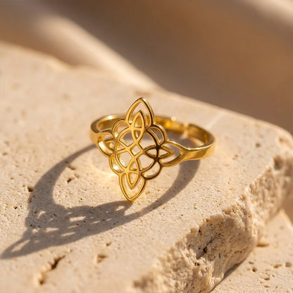 Witch's Knot Protection Ring